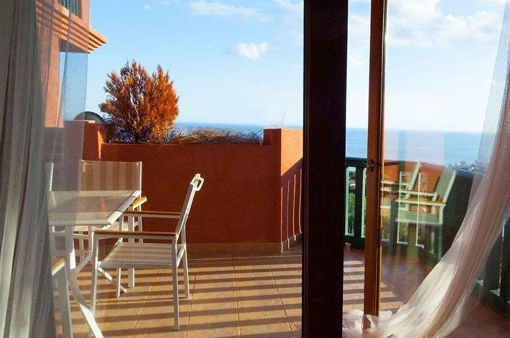 Apartamentos Reserva Del Higueron Deluxe & Spa Benalmádena 0*,  Španělsko